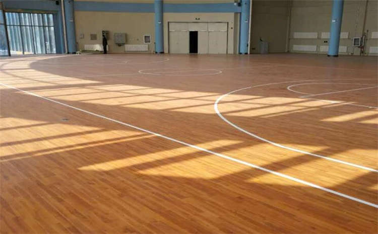 上海22厚木地板籃球館廠家哪家好？