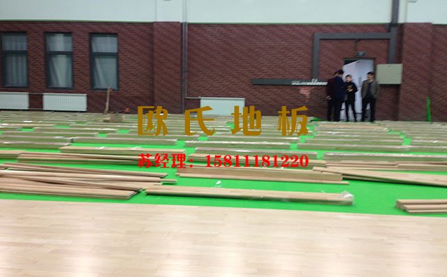 柞木、楓木與楓樺木應(yīng)用到體育場館哪種較好呢？