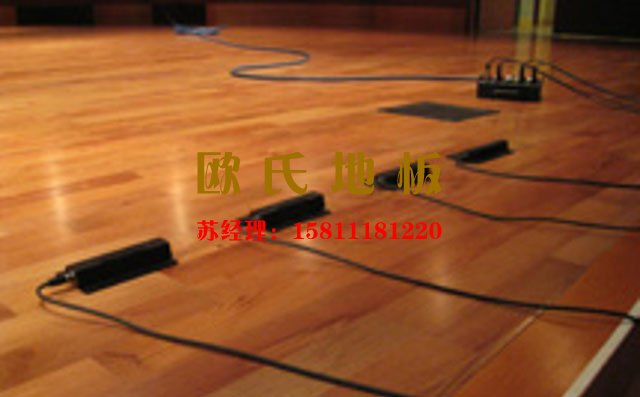 舞臺木地板出現(xiàn)問題，正確的解決方案是怎樣的——歐氏地板