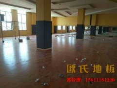 福州硬木企口籃球場(chǎng)地板**品牌