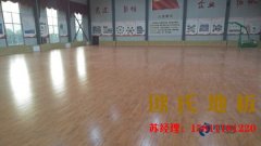 羽毛球館運(yùn)動(dòng)木地板打磨翻新的標(biāo)準(zhǔn)